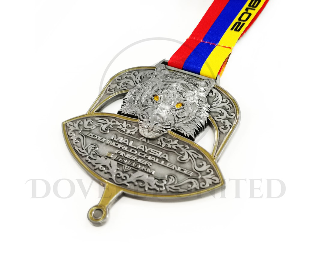 獎牌製做 水鑽造型訂製 可搭配施華洛世奇水鑽 金屬客製化製作 獎牌製造商生產工廠