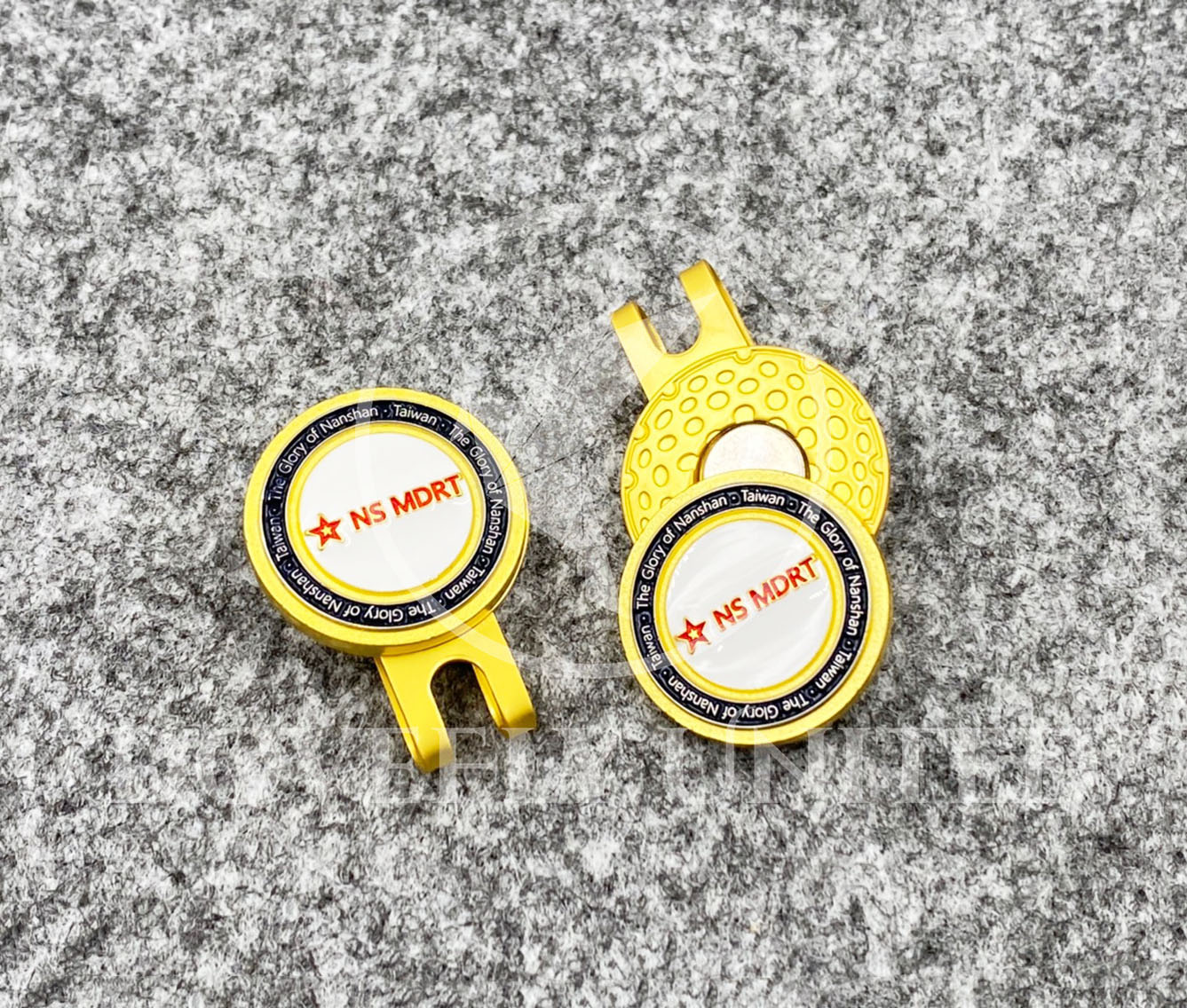 金屬高爾夫帽夾/球標 現成外形中間可客製LOGO Golf hat clip:圖片 2